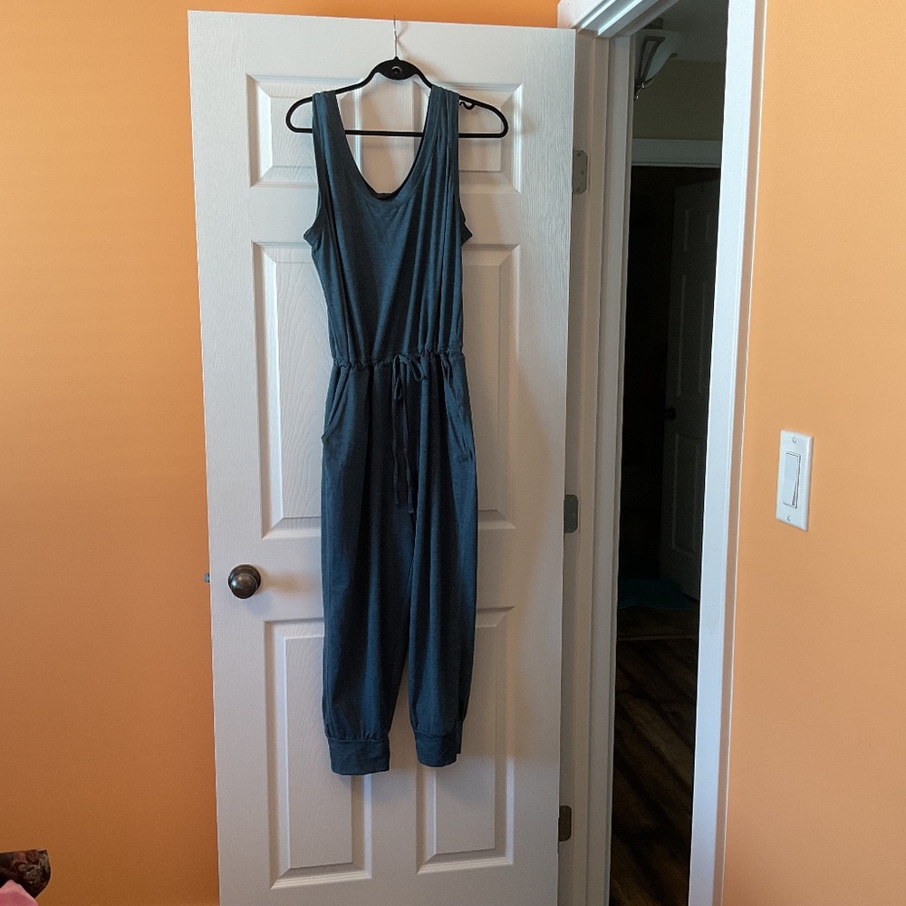 Women’s teal summer jumper